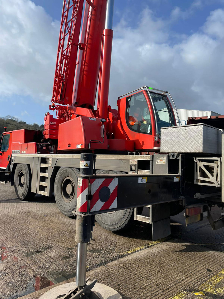 Liebherr LTM 1055-3.1 - Avtodvigalo: slika 3 Liebherr LTM 1055-3.1 - Avtodvigalo: slika 3