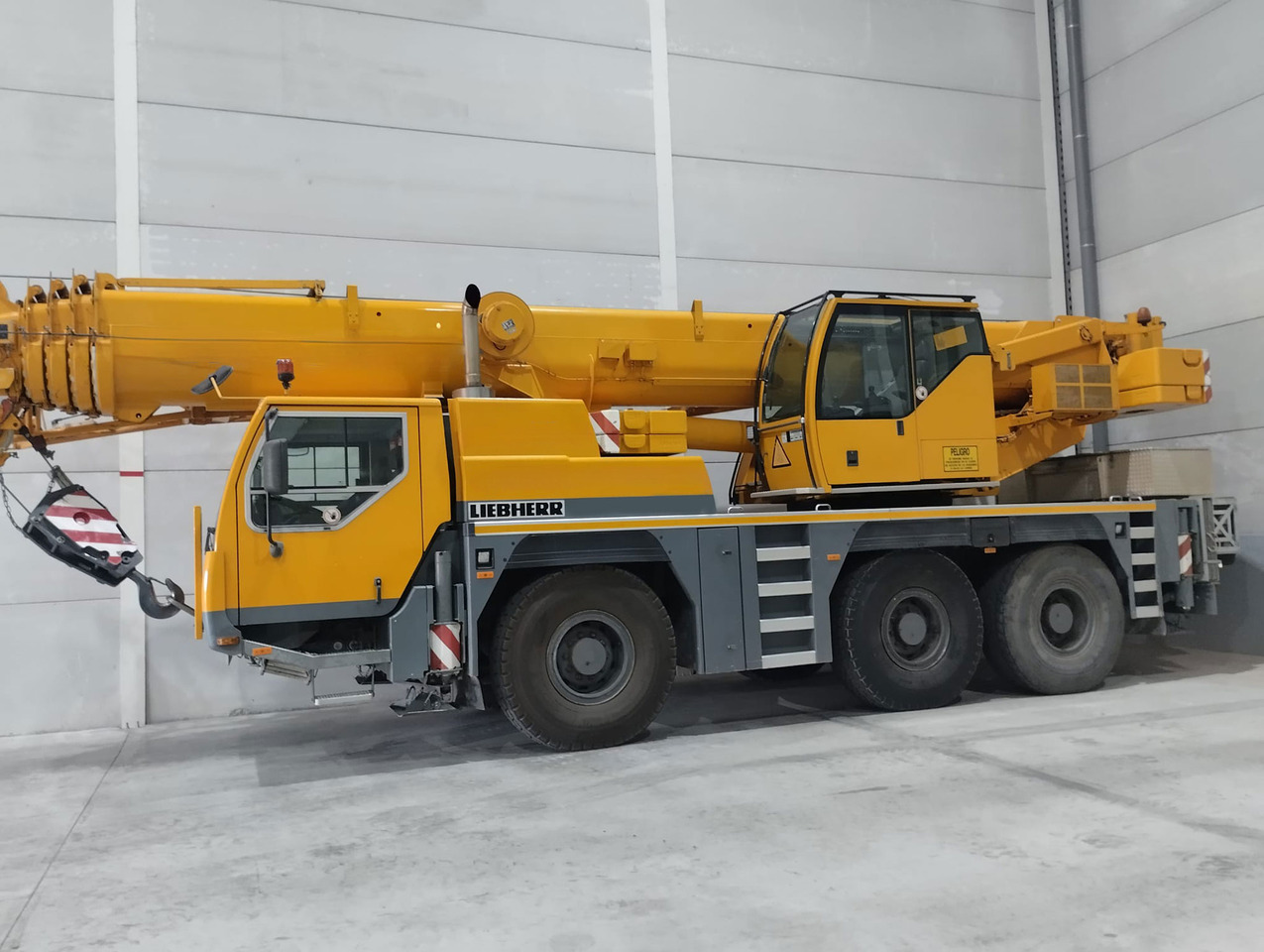 Liebherr LTM 1055-3.1 - Avtodvigalo: slika 4 Liebherr LTM 1055-3.1 - Avtodvigalo: slika 4
