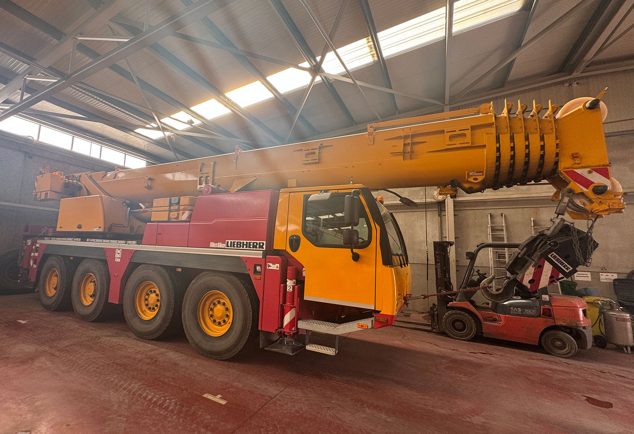 Liebherr LTM 1070-4.2 - Avtodvigalo: slika 1 Liebherr LTM 1070-4.2 - Avtodvigalo: slika 1