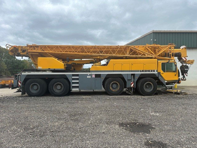 Liebherr LTM 1080-L - Avtodvigalo: slika 2 Liebherr LTM 1080-L - Avtodvigalo: slika 2