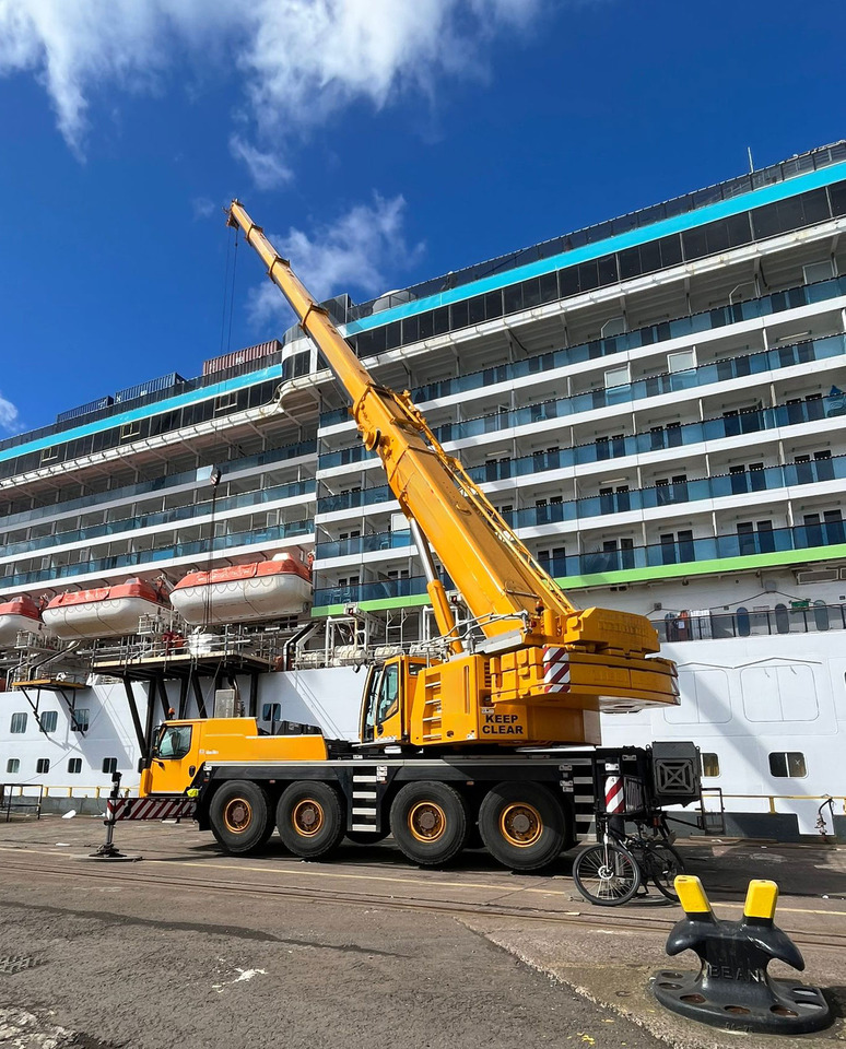 Liebherr LTM 1100-4.2 - Avtodvigalo: slika 1 Liebherr LTM 1100-4.2 - Avtodvigalo: slika 1
