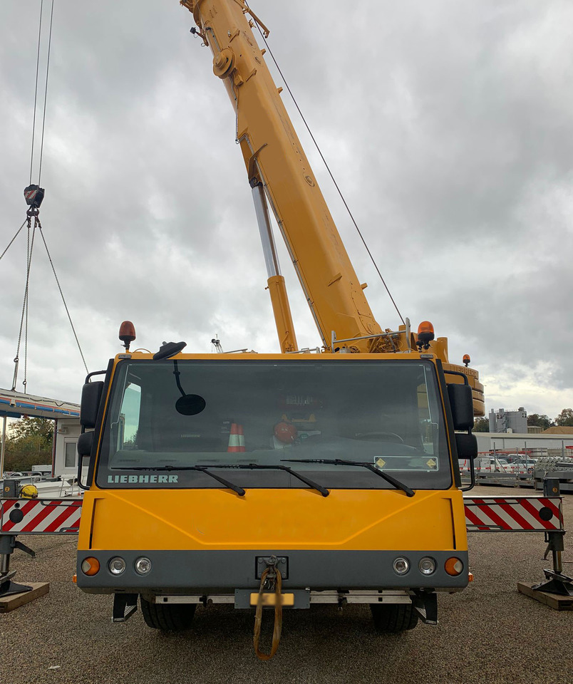 Liebherr LTM 1100-5.2 - Avtodvigalo: slika 3 Liebherr LTM 1100-5.2 - Avtodvigalo: slika 3