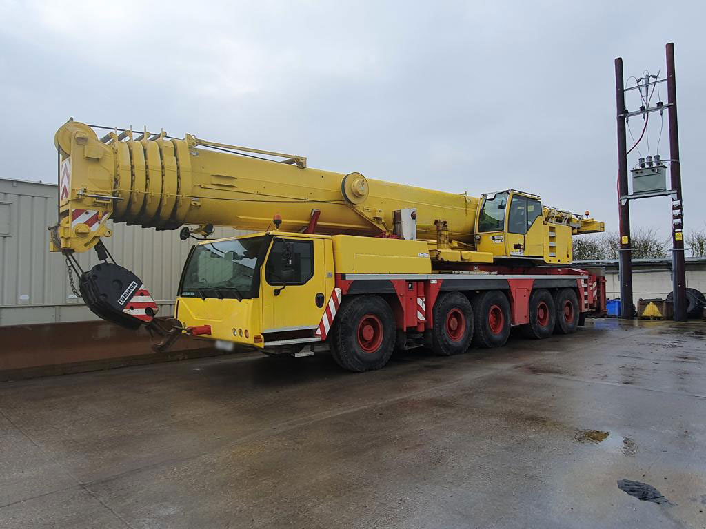 Liebherr LTM 1220-5.1 - Avtodvigalo: slika 2 Liebherr LTM 1220-5.1 - Avtodvigalo: slika 2
