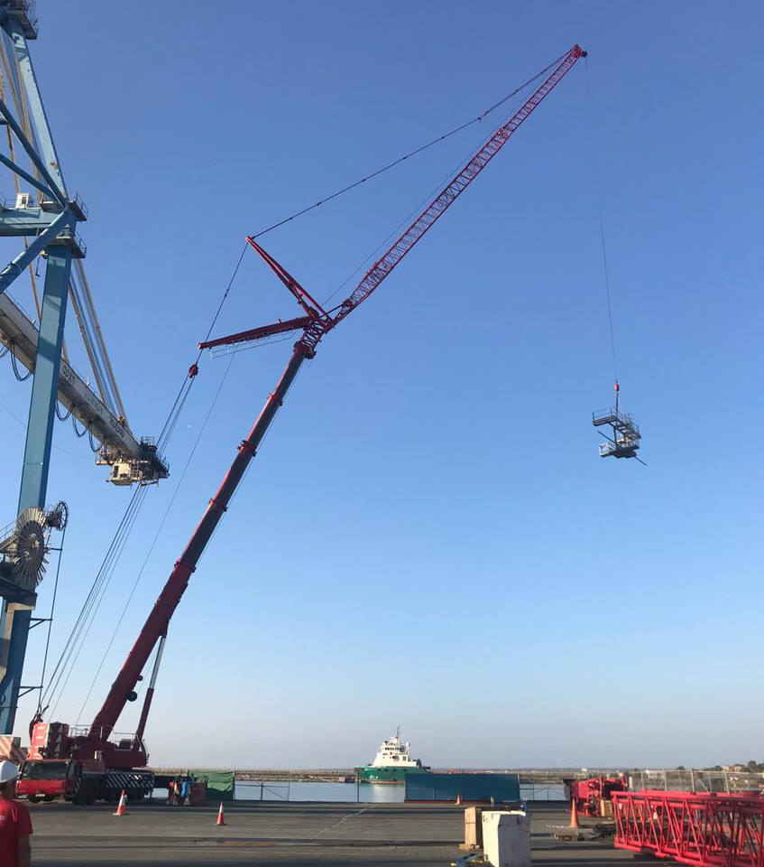 Liebherr LTM 1350-6.1 - Avtodvigalo: slika 5 Liebherr LTM 1350-6.1 - Avtodvigalo: slika 5