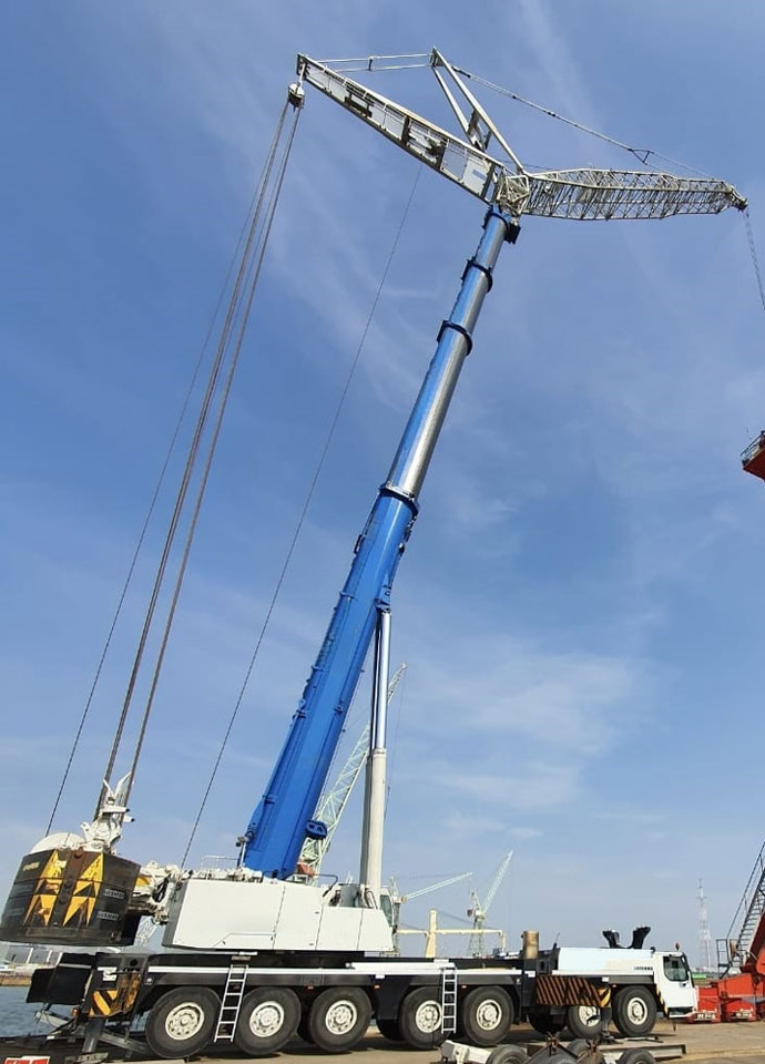 Liebherr LTM 1400-7.1 - Avtodvigalo: slika 5 Liebherr LTM 1400-7.1 - Avtodvigalo: slika 5