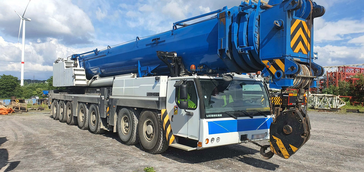 Liebherr LTM 1400-7.1 - Avtodvigalo: slika 2 Liebherr LTM 1400-7.1 - Avtodvigalo: slika 2