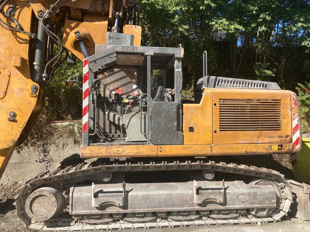 Liebherr R 944 C - Rudarski stroji: slika 3 Liebherr R 944 C - Rudarski stroji: slika 3