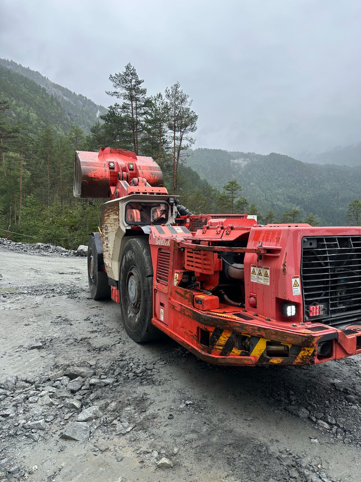 Sandvik LH410 - Rudarski stroji: slika 4 Sandvik LH410 - Rudarski stroji: slika 4