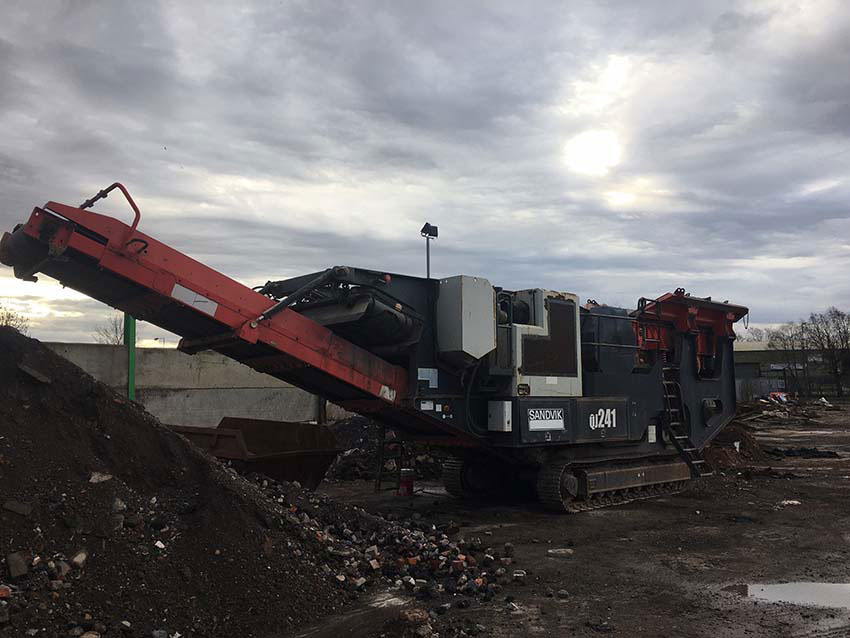 Sandvik QJ241 - Čeljustni drobilec: slika 2 Sandvik QJ241 - Čeljustni drobilec: slika 2