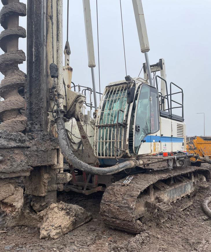 Soilmec SF-50 - Pilotno hidravlično kladivo: slika 4 Soilmec SF-50 - Pilotno hidravlično kladivo: slika 4