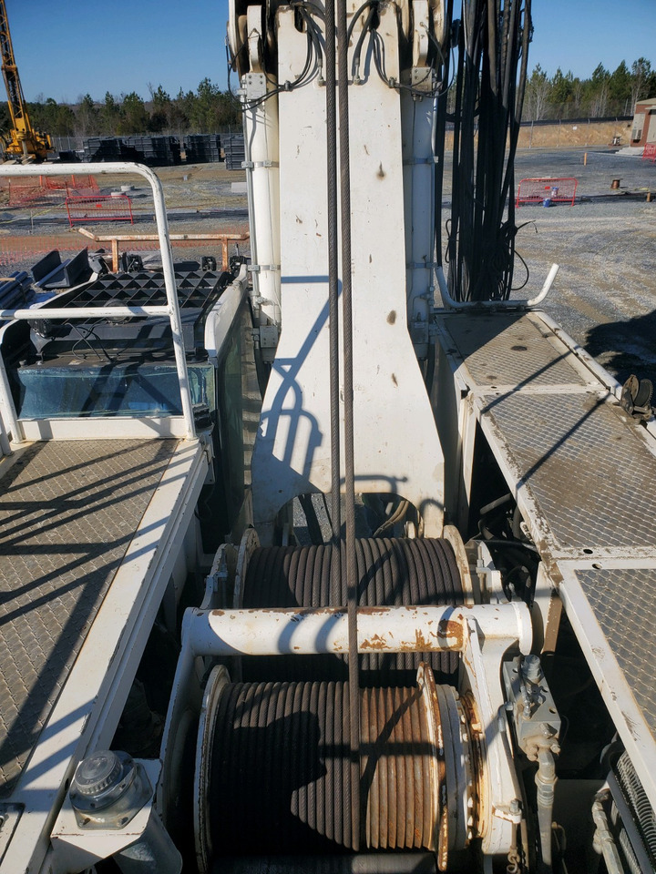 Soilmec SR-75 - Pilotno hidravlično kladivo: slika 4 Soilmec SR-75 - Pilotno hidravlično kladivo: slika 4