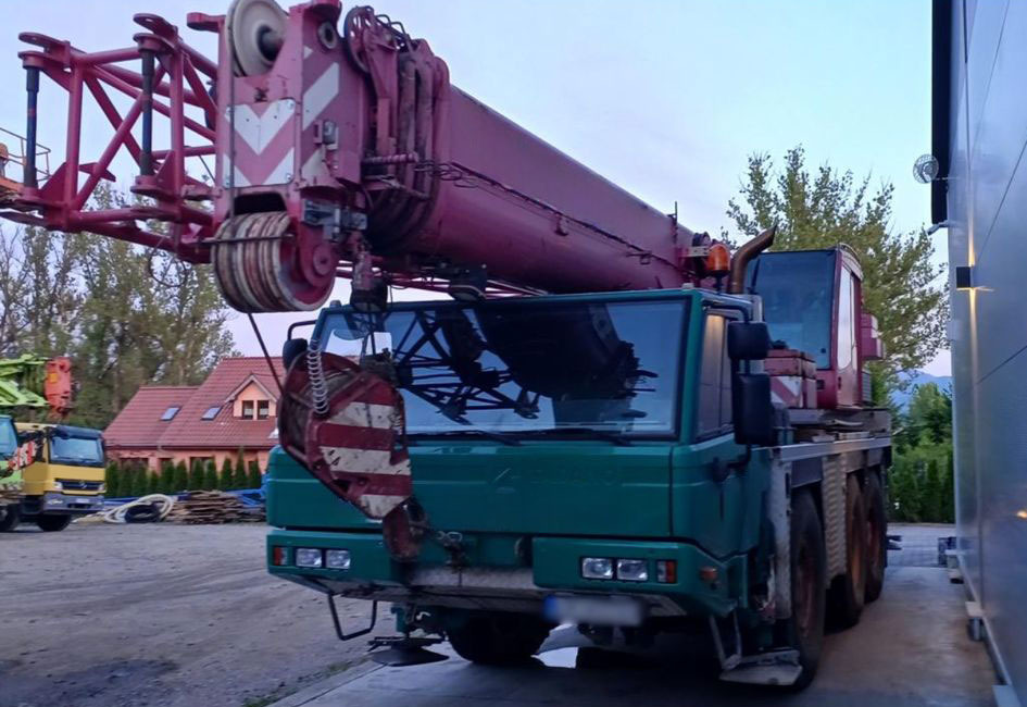 Tadano ATF 50G-3 - Avtodvigalo: slika 3 Tadano ATF 50G-3 - Avtodvigalo: slika 3