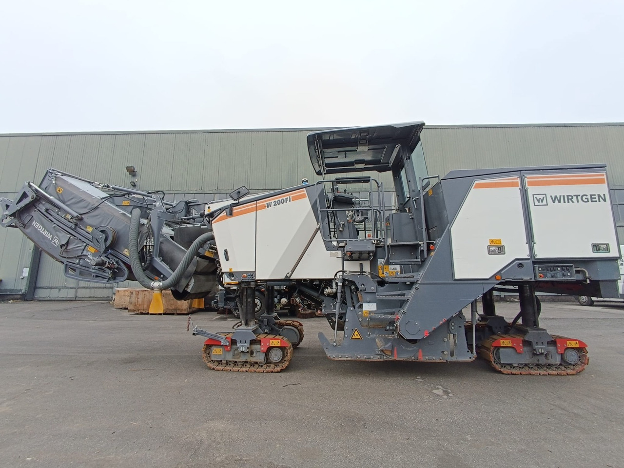 Wirtgen W 200 Fi - Freza za asfalt: slika 3 Wirtgen W 200 Fi - Freza za asfalt: slika 3