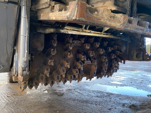 Wirtgen W 210 FI - Freza za asfalt: slika 5 Wirtgen W 210 FI - Freza za asfalt: slika 5
