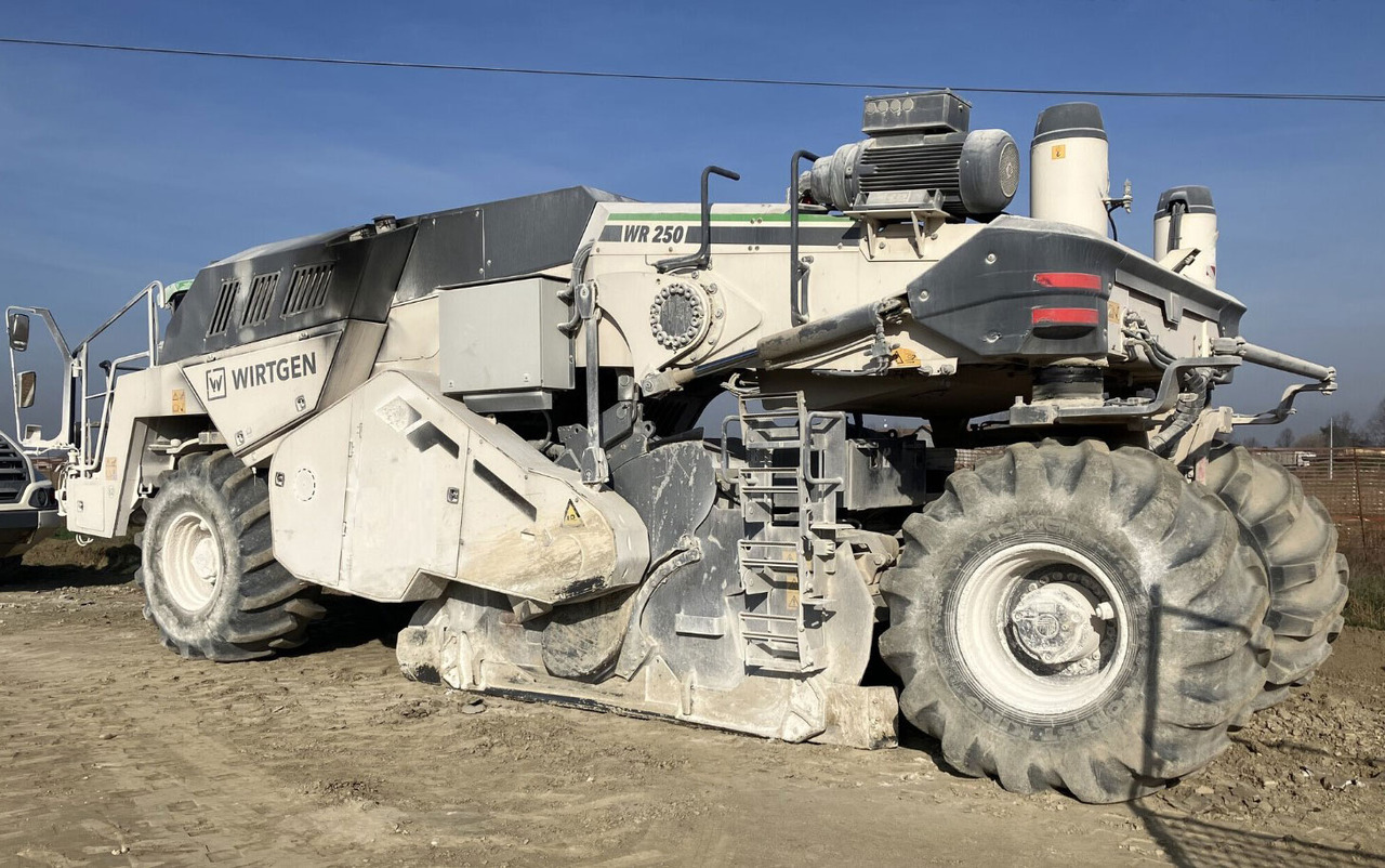 Wirtgen WR 250 I - Stabilizator tal: slika 4 Wirtgen WR 250 I - Stabilizator tal: slika 4