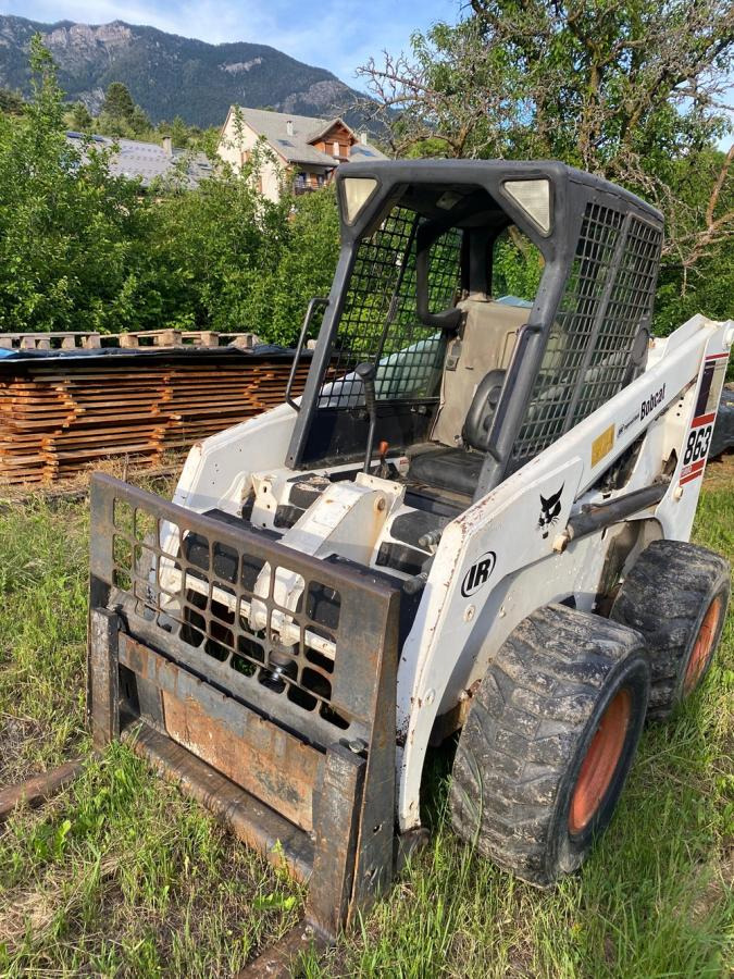 BOBCAT 863 863 - Mini nakladalec: slika 1 BOBCAT 863 863 - Mini nakladalec: slika 1