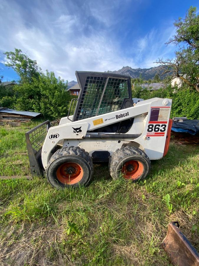 BOBCAT 863 863 - Mini nakladalec: slika 2 BOBCAT 863 863 - Mini nakladalec: slika 2