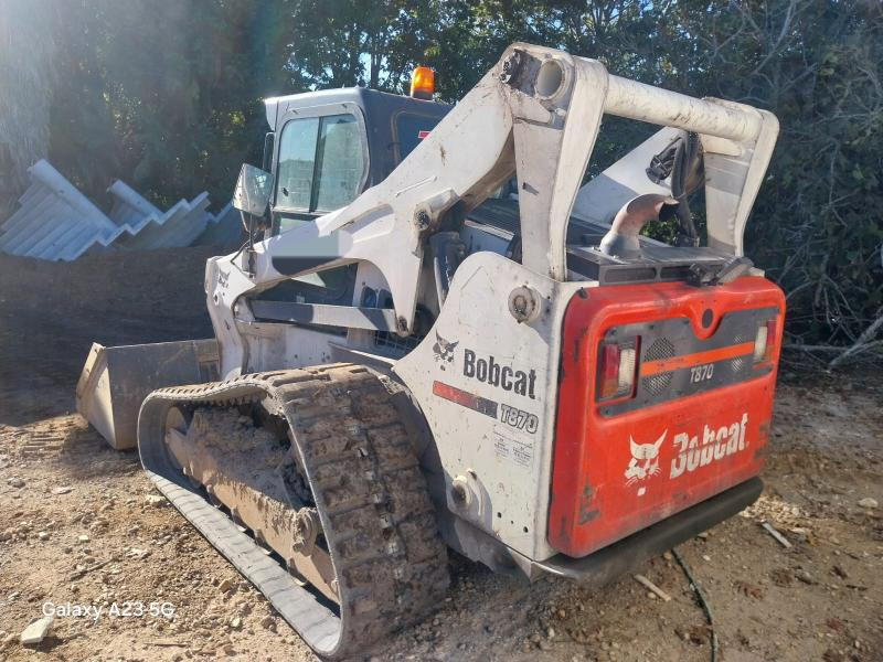 BOBCAT T870 - Kompaktni nakladalnik na gosenicah: slika 2 BOBCAT T870 - Kompaktni nakladalnik na gosenicah: slika 2