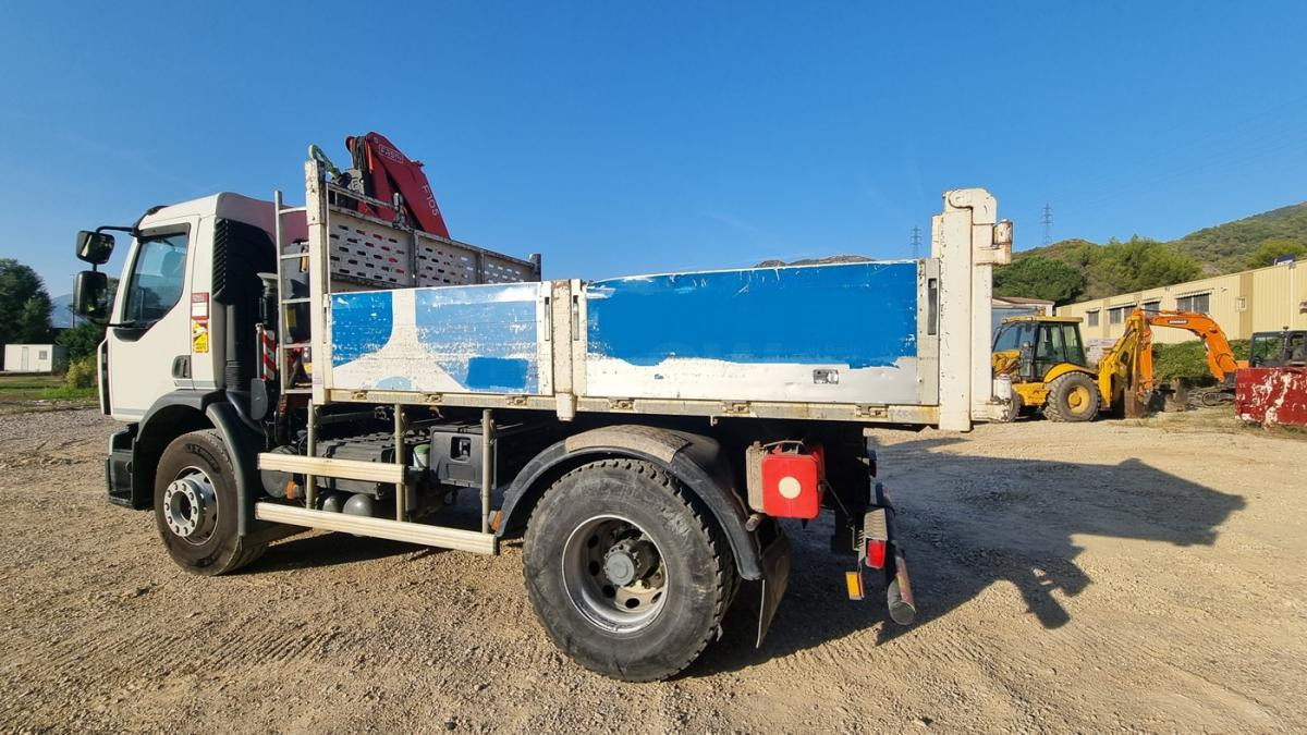 RENAULT C320 - Tovornjak prekucnik: slika 3 RENAULT C320 - Tovornjak prekucnik: slika 3