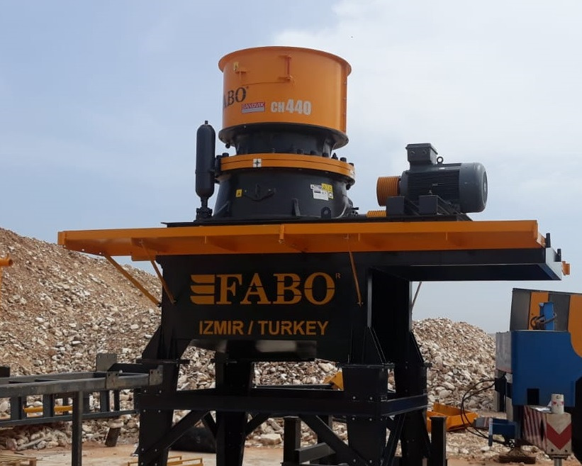 FABO CC-300 SERIES 300-400 TPH CONE CRUSHER - Stožčasti drobilec: slika 2 FABO CC-300 SERIES 300-400 TPH CONE CRUSHER - Stožčasti drobilec: slika 2