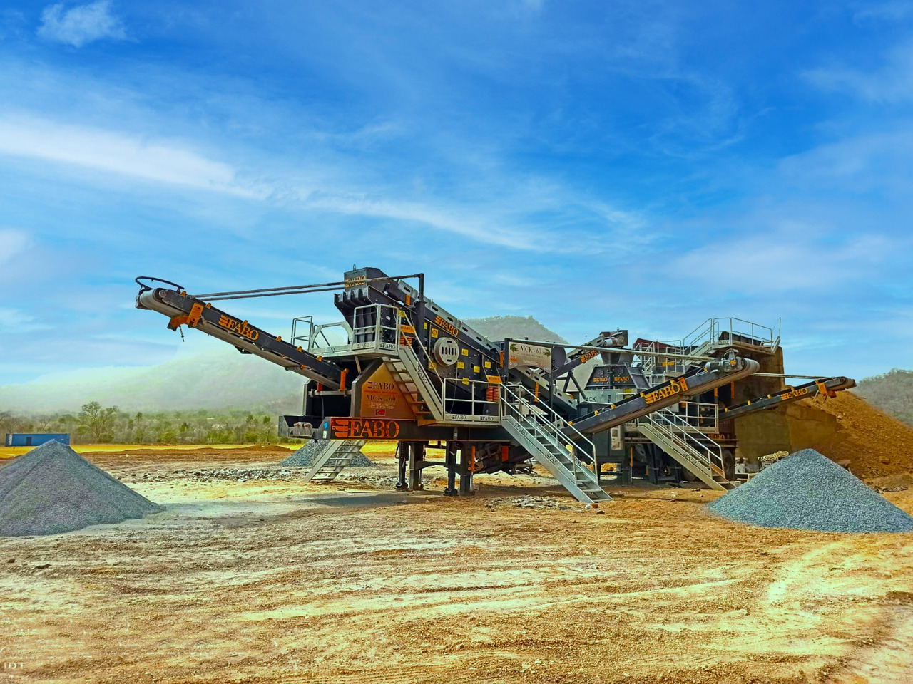 FABO Mobile crusher - Mobilni drobilec: slika 3 FABO Mobile crusher - Mobilni drobilec: slika 3