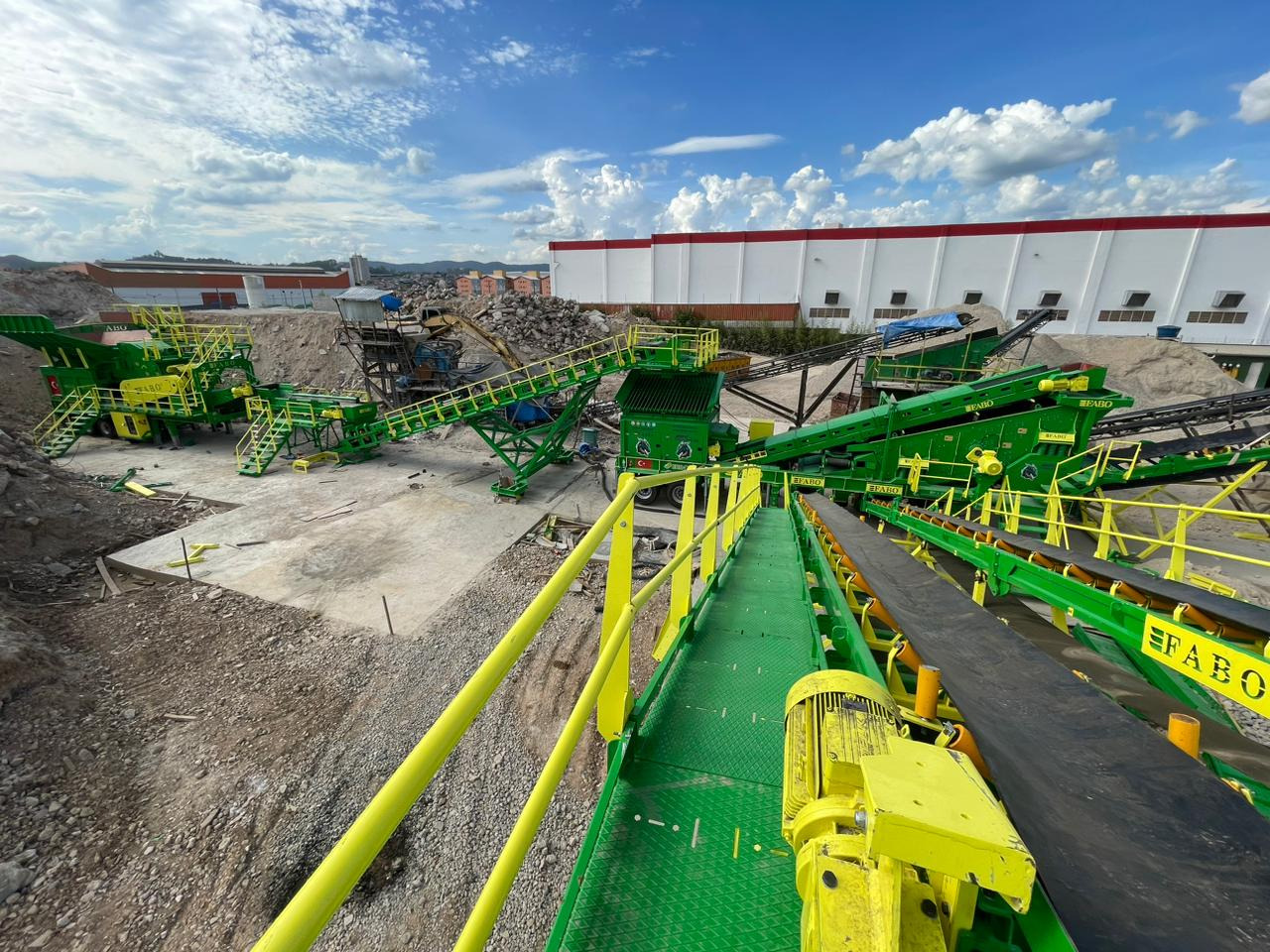 FABO Mobile crusher - Mobilni drobilec: slika 5 FABO Mobile crusher - Mobilni drobilec: slika 5