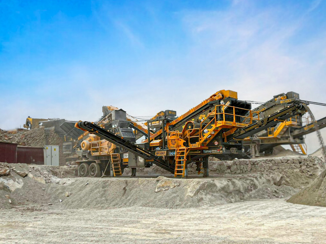 FABO Mobile crusher - Mobilni drobilec: slika 1 FABO Mobile crusher - Mobilni drobilec: slika 1