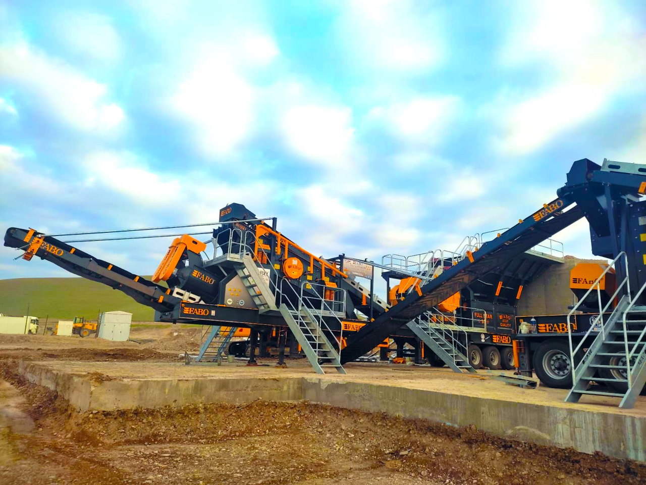 FABO Mobile crusher - Mobilni drobilec: slika 3 FABO Mobile crusher - Mobilni drobilec: slika 3