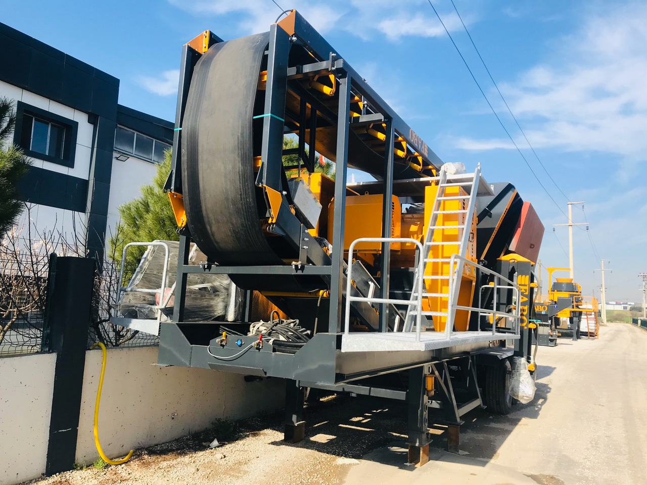 FABO Mobile crusher - Mobilni drobilec: slika 3 FABO Mobile crusher - Mobilni drobilec: slika 3