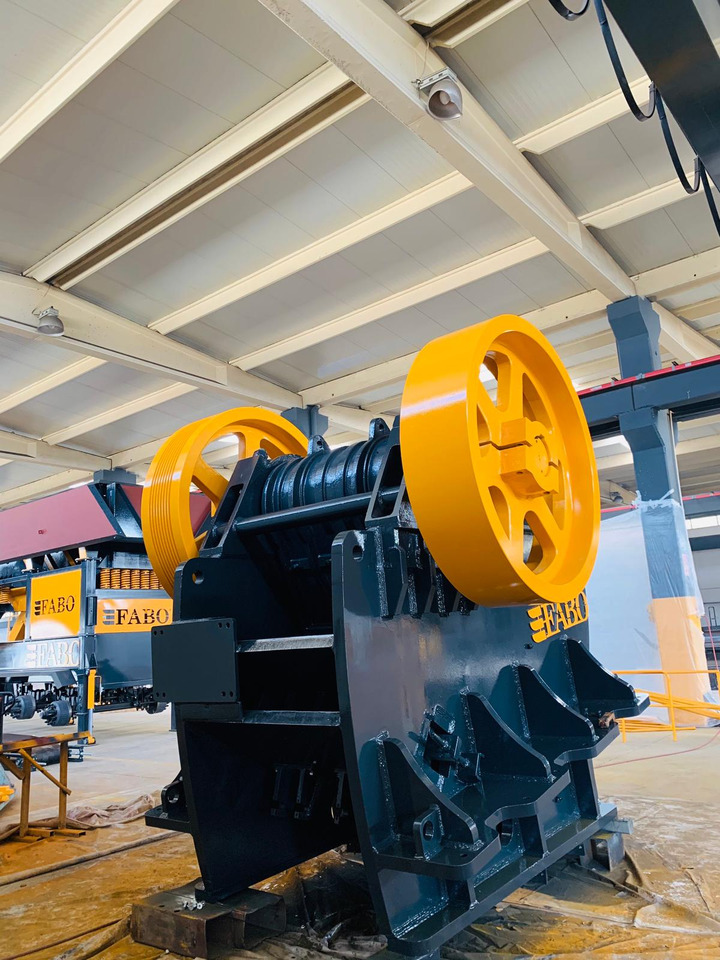 FABO jaw crusher - Čeljustni drobilec: slika 2 FABO jaw crusher - Čeljustni drobilec: slika 2