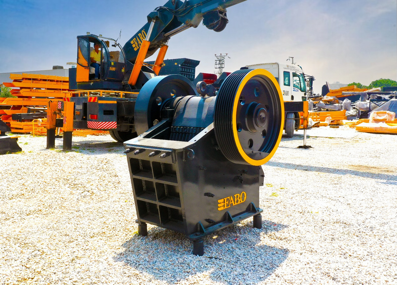 FABO jaw crusher - Čeljustni drobilec: slika 2 FABO jaw crusher - Čeljustni drobilec: slika 2