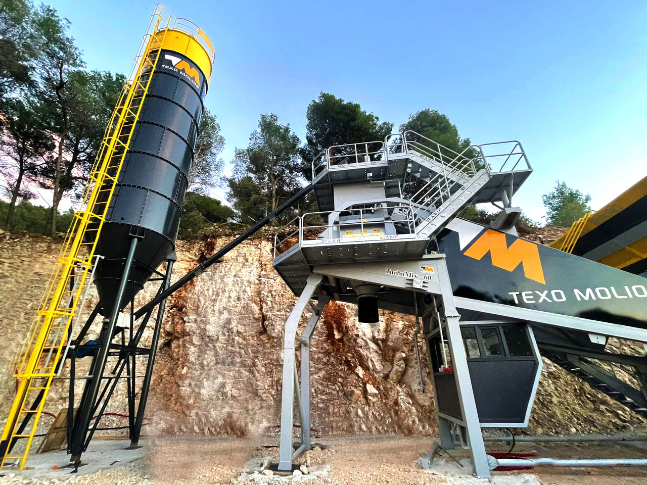 FABO mobile concrete batching plant - Betonarna: slika 1 FABO mobile concrete batching plant - Betonarna: slika 1