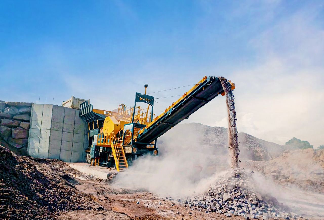 FABO mobile jaw crusher - Čeljustni drobilec: slika 2 FABO mobile jaw crusher - Čeljustni drobilec: slika 2