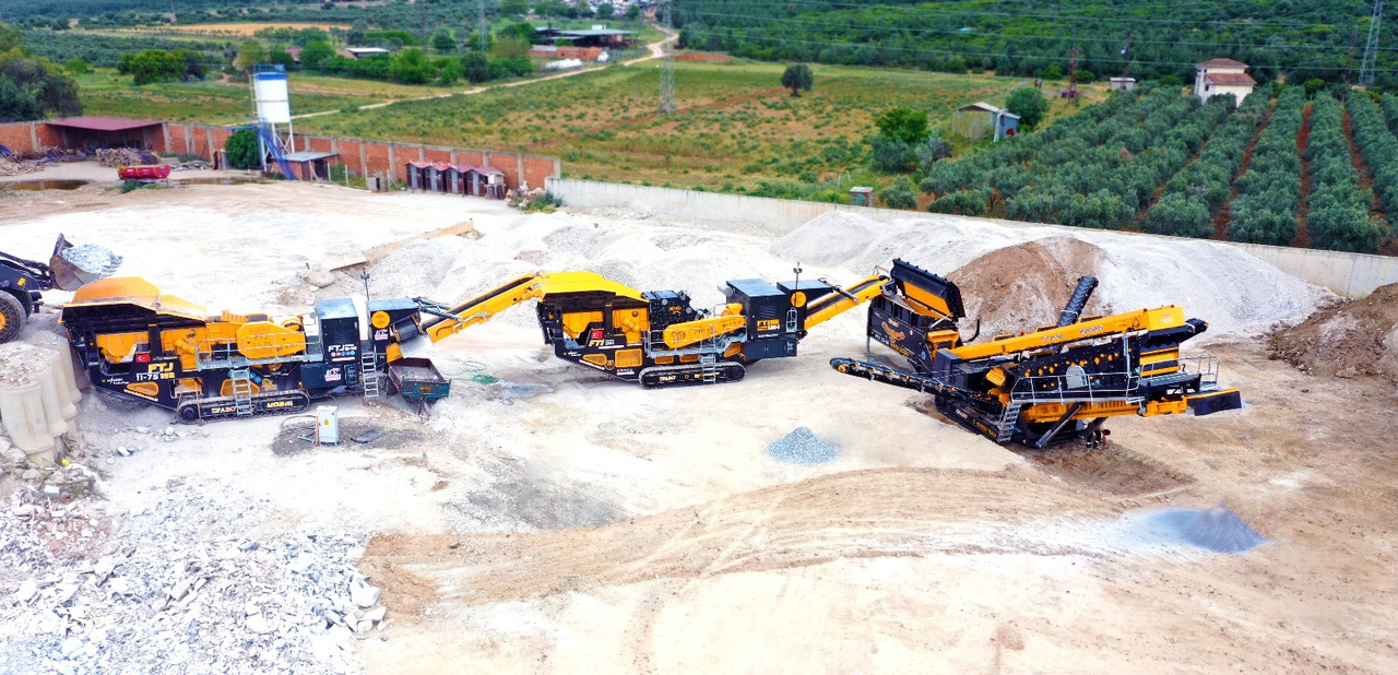 FABO mobile jaw crusher - Čeljustni drobilec: slika 2 FABO mobile jaw crusher - Čeljustni drobilec: slika 2