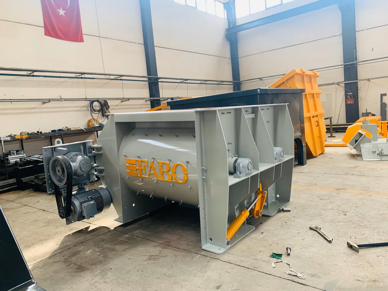 FABO twin shaft mixer - Mešalec za beton: slika 2 FABO twin shaft mixer - Mešalec za beton: slika 2