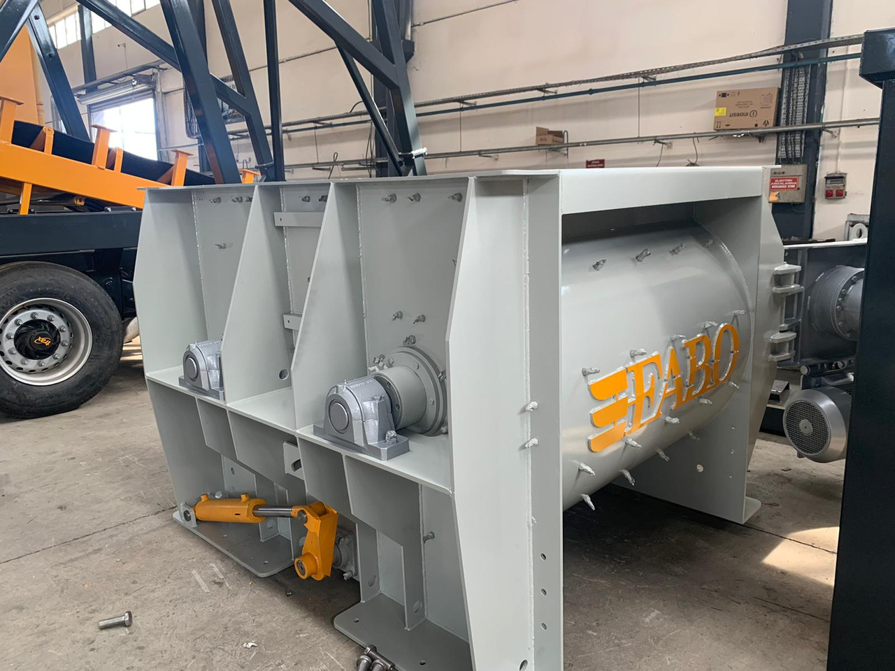 FABO twin shaft mixer - Mešalec za beton: slika 5 FABO twin shaft mixer - Mešalec za beton: slika 5