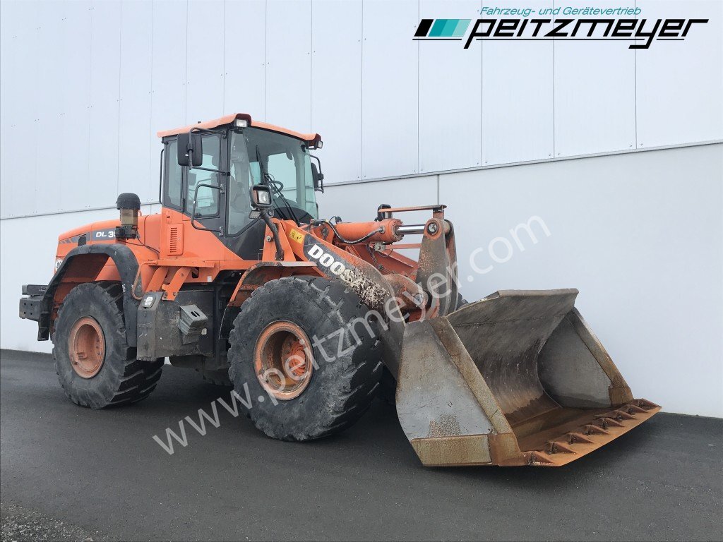 Doosan Radlader DL 300-3 - Kolesni nakladalec: slika 2 Doosan Radlader DL 300-3 - Kolesni nakladalec: slika 2