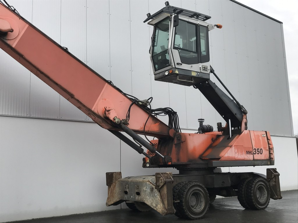 FUCHS Umschlagbagger MHL 350 Deutz-Motor - Bager za prekladanje primarnih/ Sekundarnih surovin: slika 3 FUCHS Umschlagbagger MHL 350 Deutz-Motor - Bager za prekladanje primarnih/ Sekundarnih surovin: slika 3