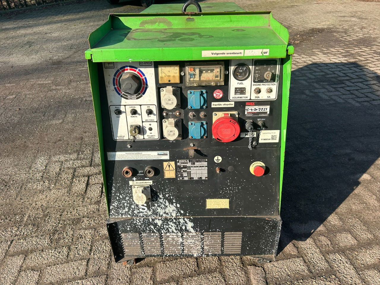Boxer Mosa 12 kva Te huur Mosa aggregaat TS 350 X 12 kva - Generator: slika 3 Boxer Mosa 12 kva Te huur Mosa aggregaat TS 350 X 12 kva - Generator: slika 3