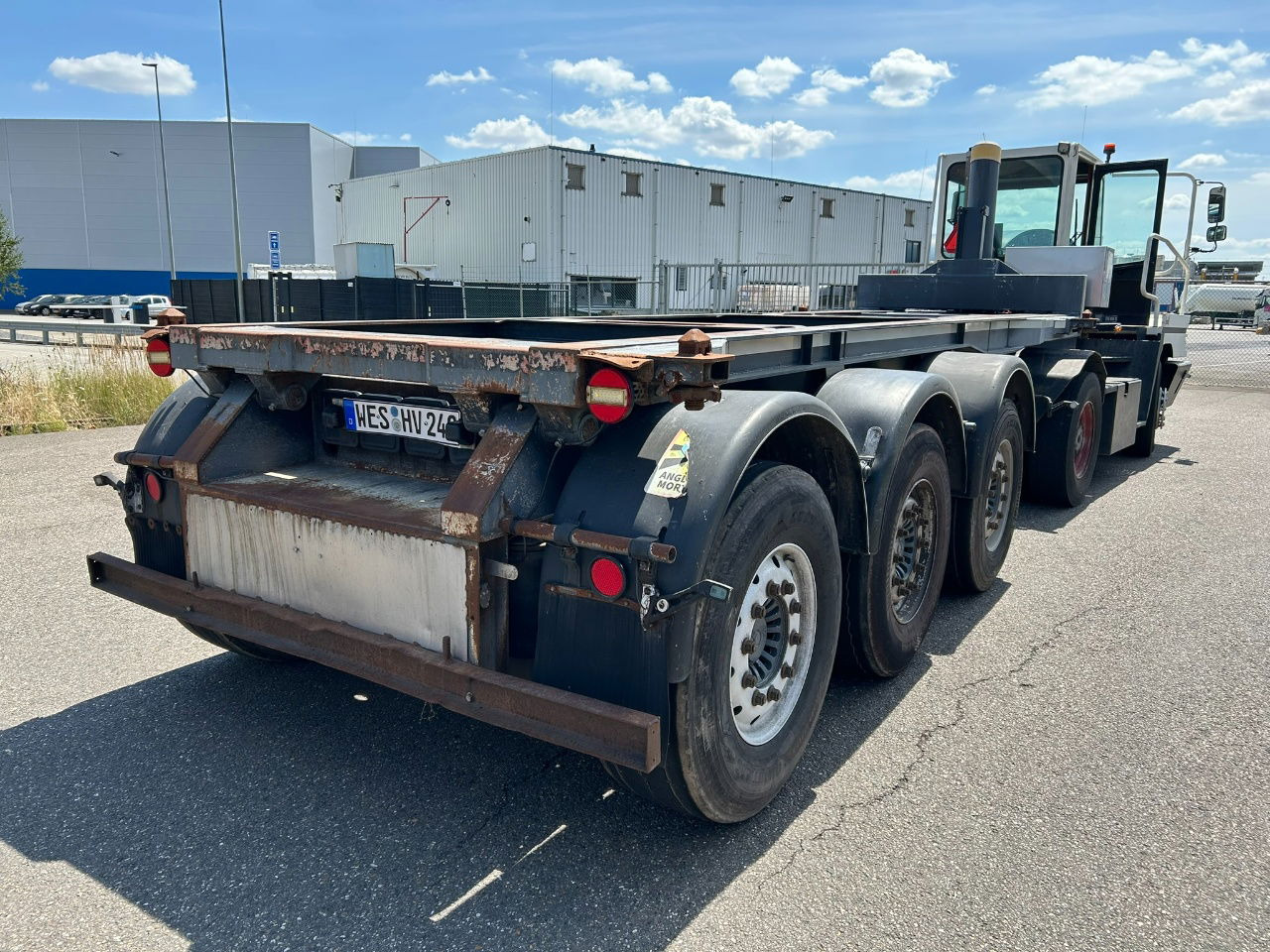 Mafa 2 x in stock 20 ft tipping chassis / disc brakes / lifting axle / alcoa wheels - Kontejnerska polprikolica/ Polprikolica z zamenljivim tovoriščem: slika 3 Mafa 2 x in stock 20 ft tipping chassis / disc brakes / lifting axle / alcoa wheels - Kontejnerska polprikolica/ Polprikolica z zamenljivim tovoriščem: slika 3