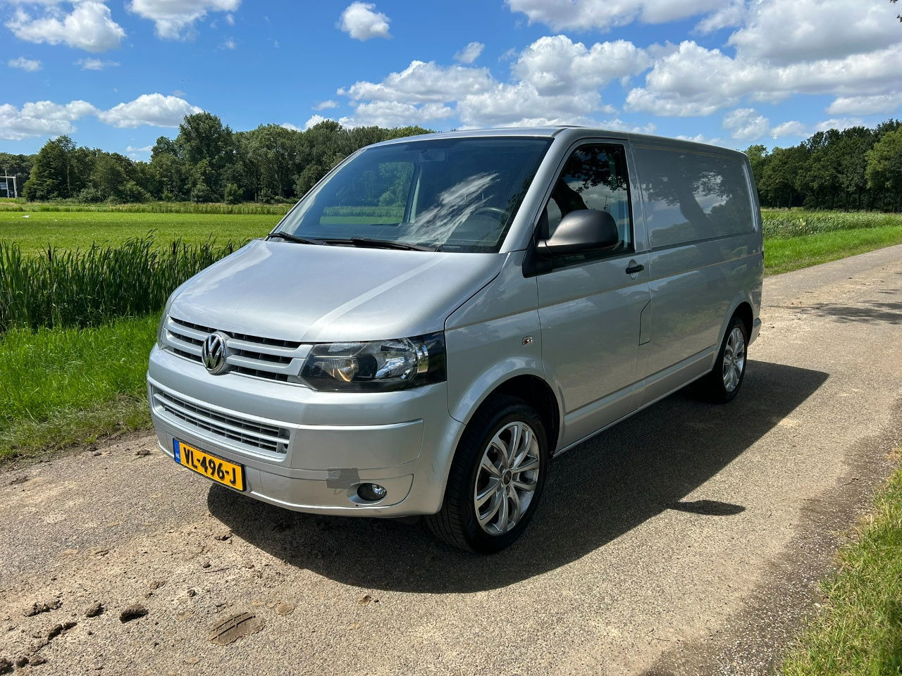 Volkswagen Transporter 2.0 TDI Bleumotion Technology L1 H1 114 PK apk 14-12-2024 Airco NL - Mali kombi: slika 2 Volkswagen Transporter 2.0 TDI Bleumotion Technology L1 H1 114 PK apk 14-12-2024 Airco NL - Mali kombi: slika 2