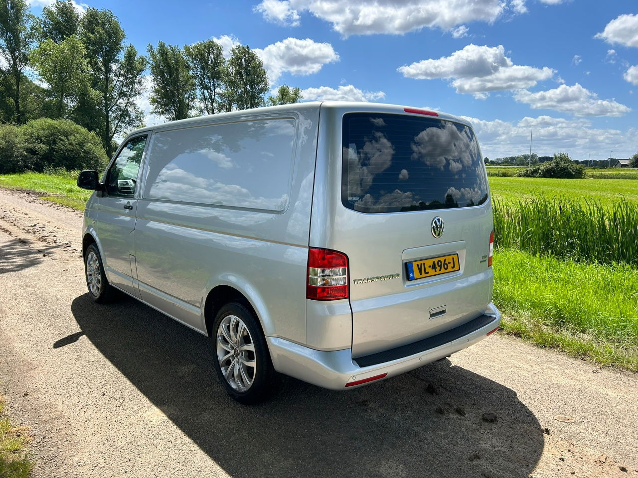 Volkswagen Transporter 2.0 TDI Bleumotion Technology L1 H1 114 PK apk 14-12-2024 - Mali kombi: slika 5 Volkswagen Transporter 2.0 TDI Bleumotion Technology L1 H1 114 PK apk 14-12-2024 - Mali kombi: slika 5