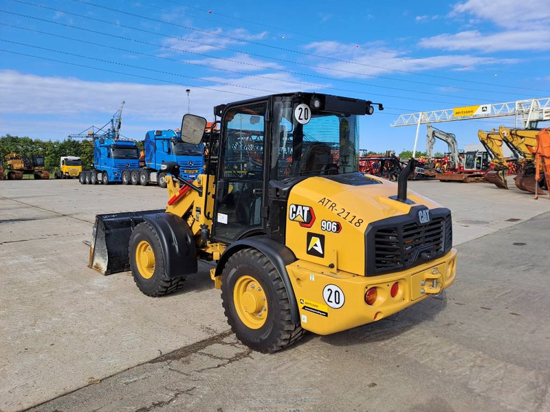 Cat 906 (Bucket+Forks) - Kolesni nakladalec: slika 2 Cat 906 (Bucket+Forks) - Kolesni nakladalec: slika 2