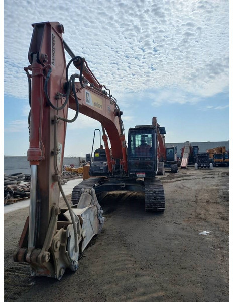 Hitachi ZX220LC (Abu Dhabi) - Bager goseničar: slika 5 Hitachi ZX220LC (Abu Dhabi) - Bager goseničar: slika 5