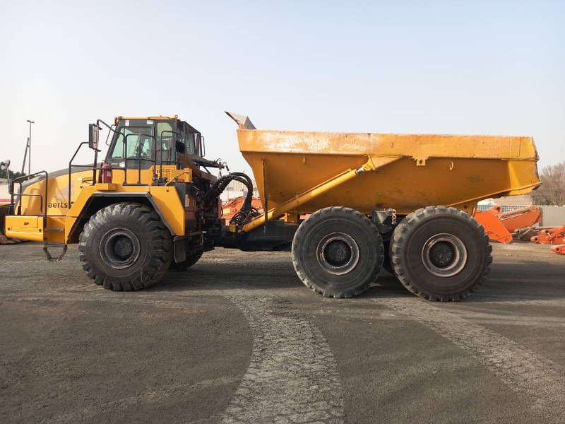 Komatsu HM400-3R (4 pcs available in Abu Dhabi) - Zglobni demper: slika 1 Komatsu HM400-3R (4 pcs available in Abu Dhabi) - Zglobni demper: slika 1