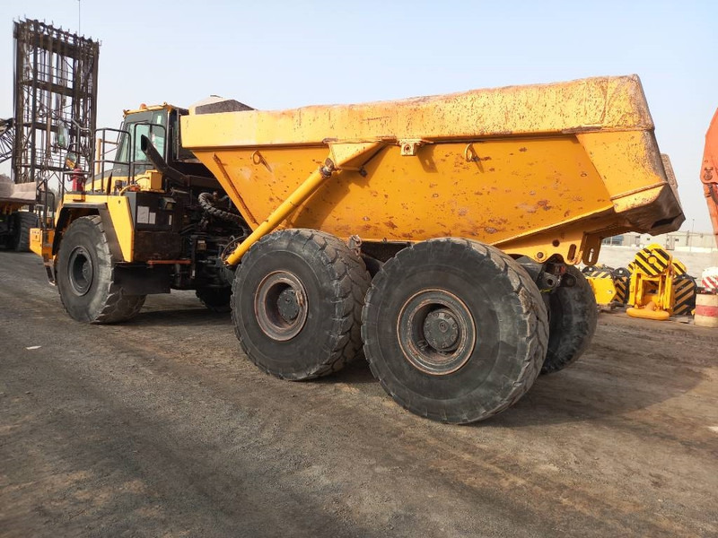 Komatsu HM400-3R (4 pcs available in Abu Dhabi) - Zglobni demper: slika 2 Komatsu HM400-3R (4 pcs available in Abu Dhabi) - Zglobni demper: slika 2