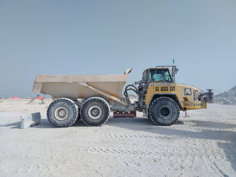 Komatsu HM400-3R (4 pieces available in Abu Dhabi) - Zglobni demper: slika 2 Komatsu HM400-3R (4 pieces available in Abu Dhabi) - Zglobni demper: slika 2