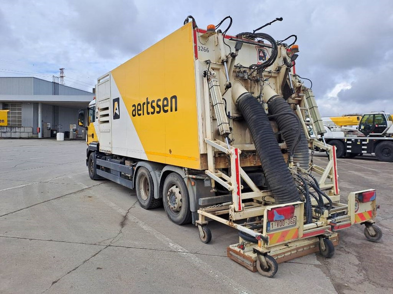 MAN TGS26.360 6x2 BekkerLaGram SV - Vozilo za pometanje: slika 4 MAN TGS26.360 6x2 BekkerLaGram SV - Vozilo za pometanje: slika 4