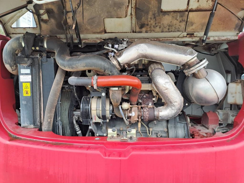 Bager goseničar Takeuchi TB 2150: slika 19