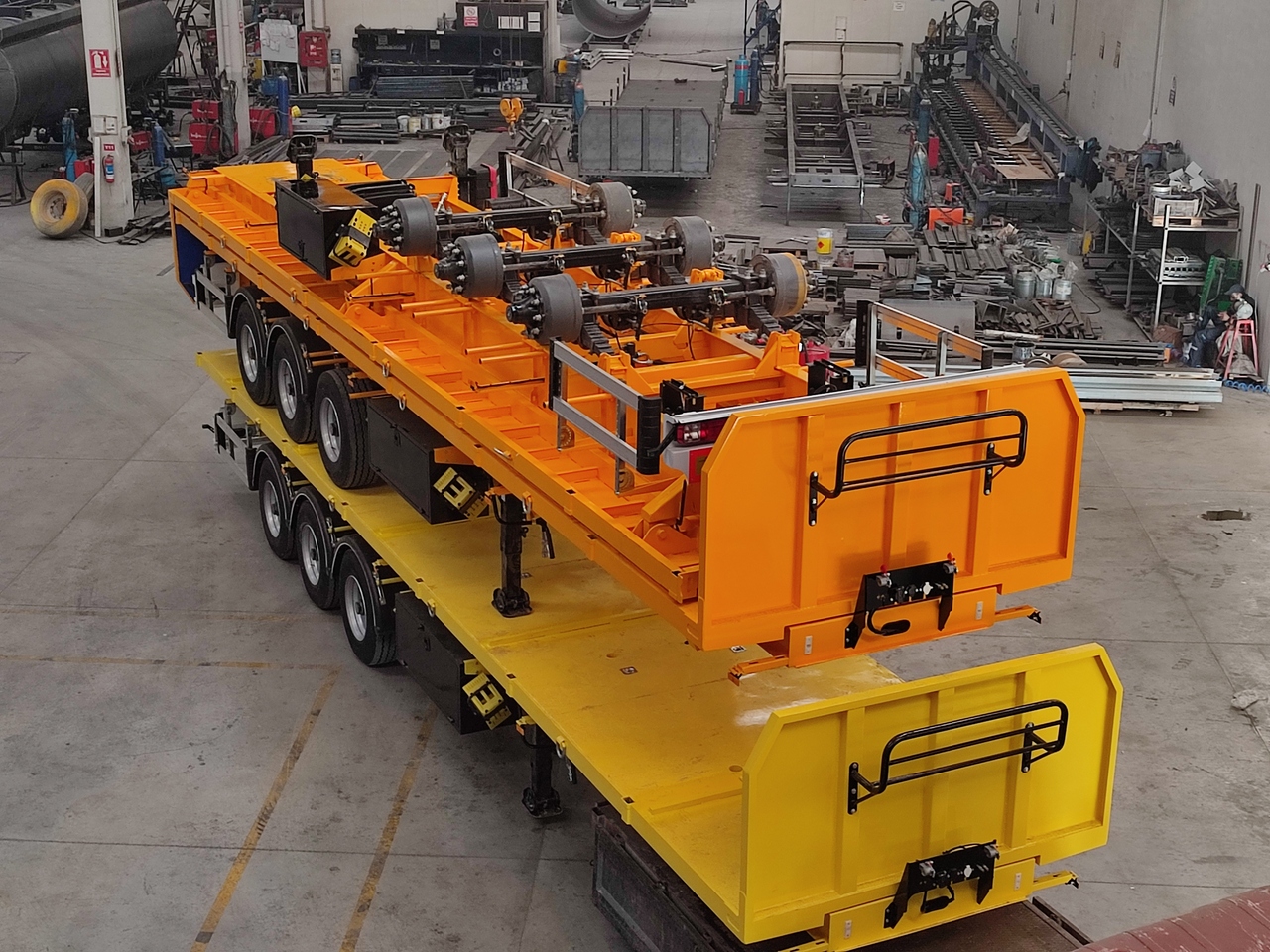 SINAN TANKER-TREYLER FlatBed - Special Platform - Polprikolica s kesonom: slika 5 SINAN TANKER-TREYLER FlatBed - Special Platform - Polprikolica s kesonom: slika 5